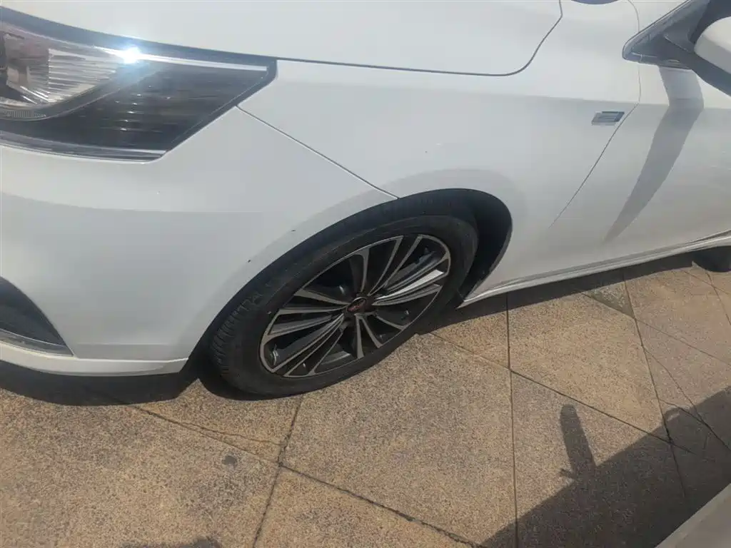 Roewe i6 Classic 2019 — фото 23