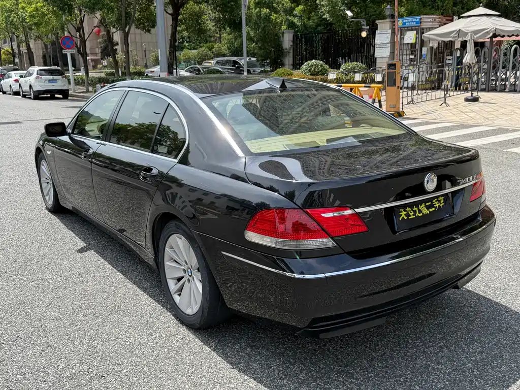 BMW 7 Series 2006 — фото 21