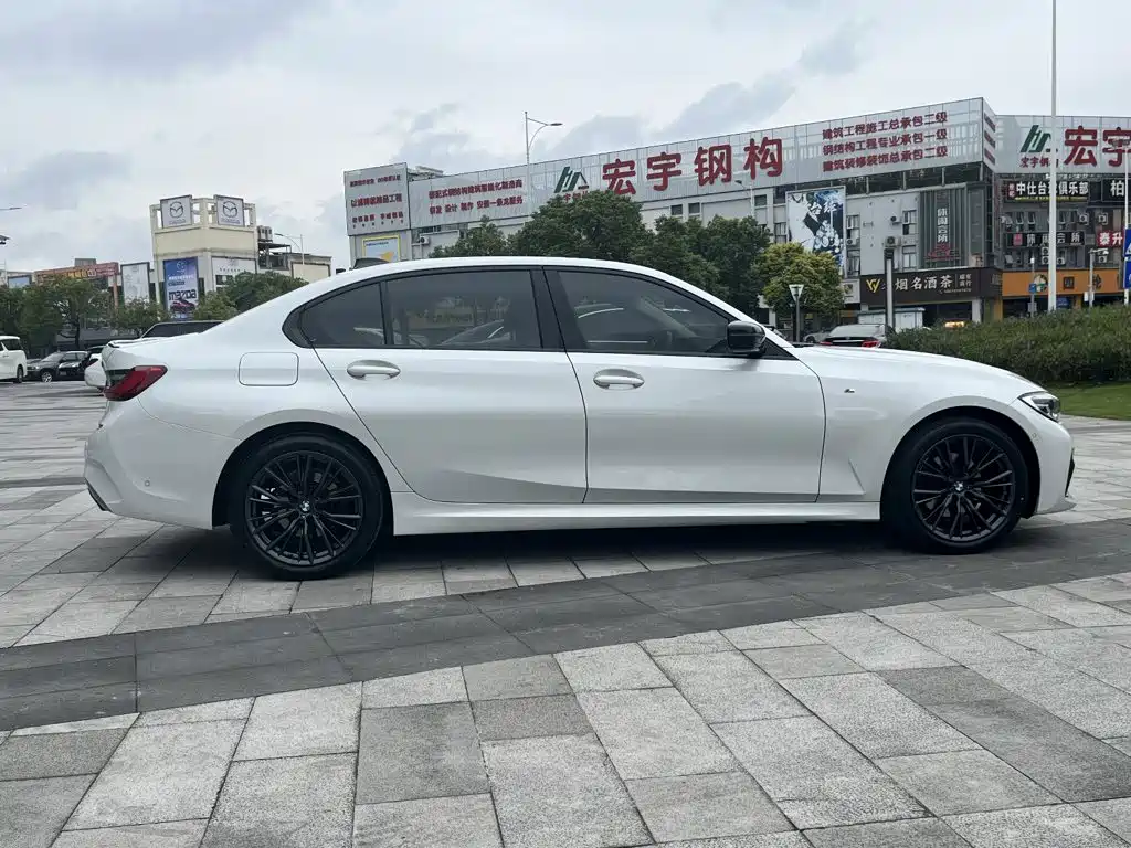 BMW 3 Series 2020