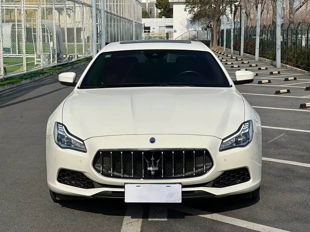 Maserati Quattroporte 2020 — фото 2