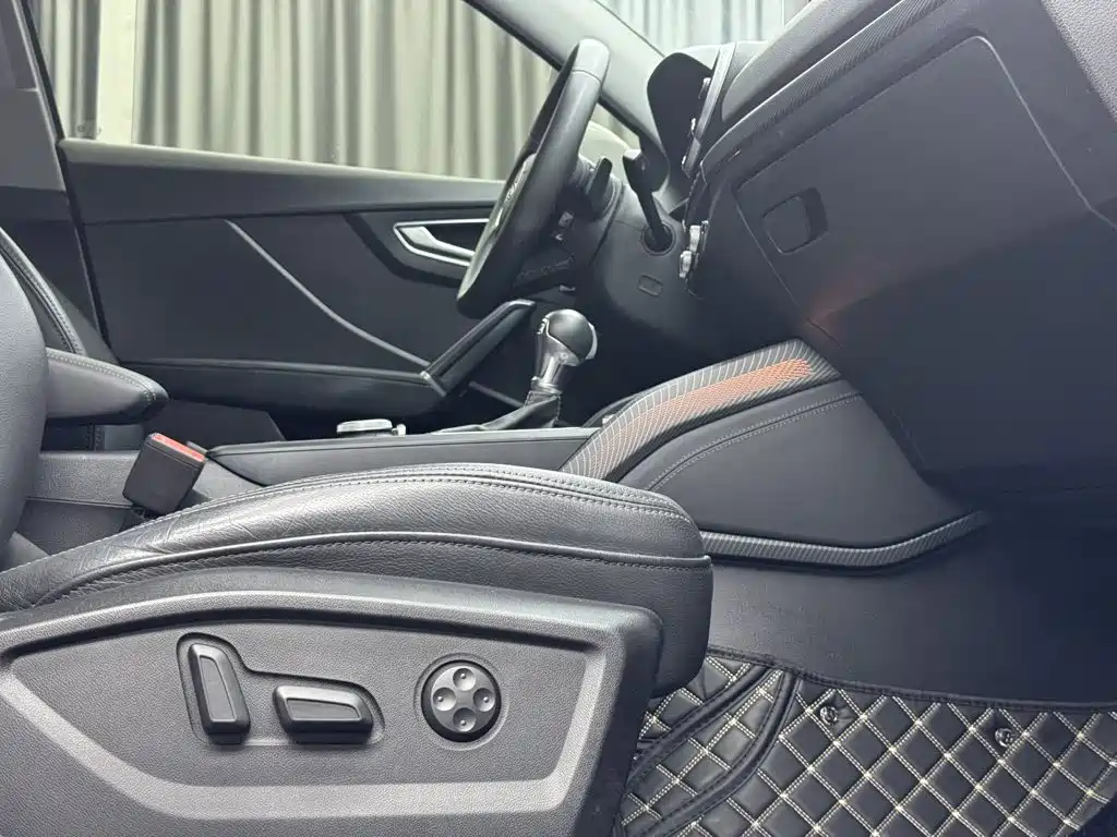 Audi Q2L 2022