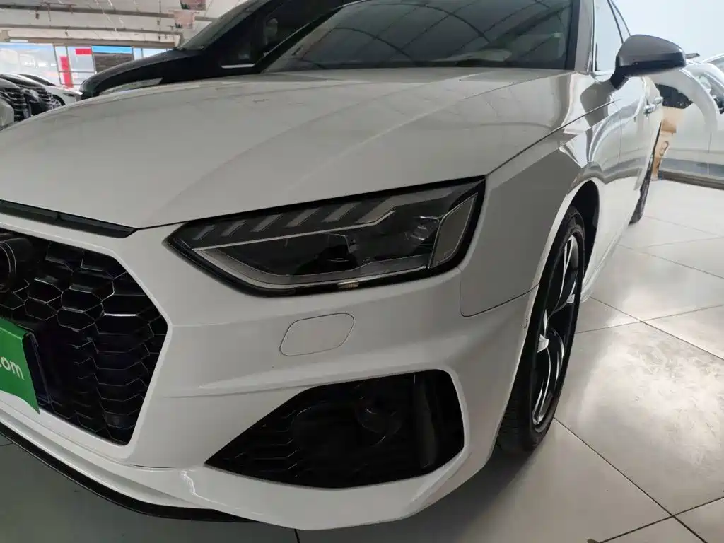Audi A4L 2020 — фото 18