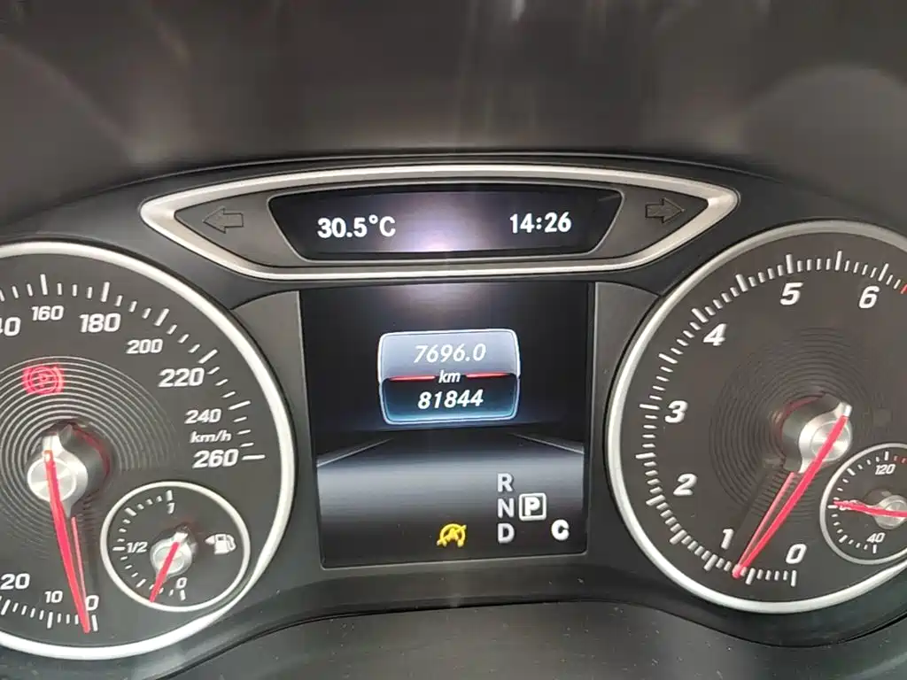 Mercedes-Benz A-Class 2016 — фото 12