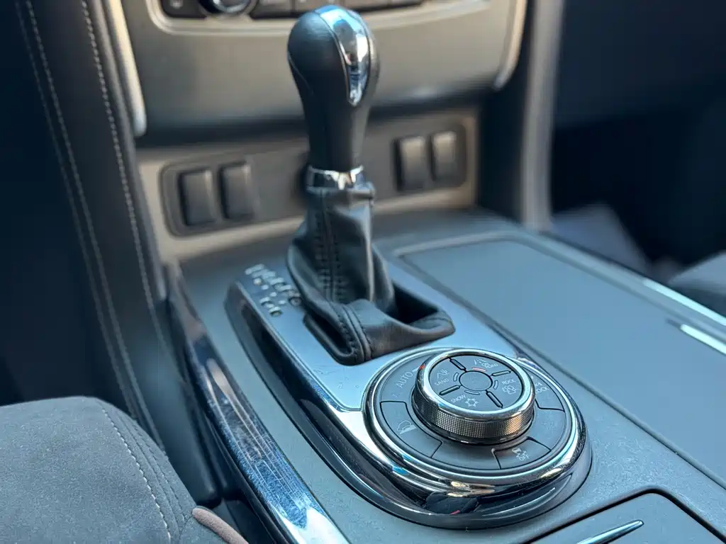 Nissan Patrol 2018 — фото 16