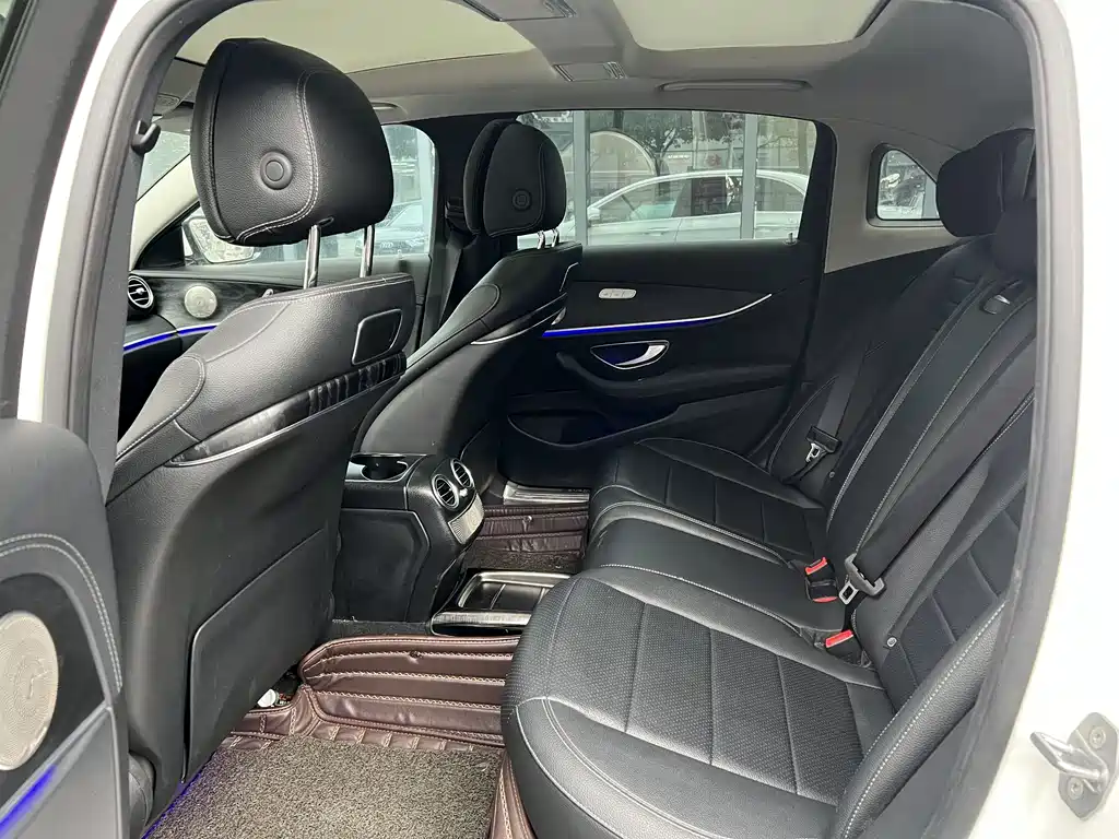 Mercedes-Benz E-Class 2017 — фото 5