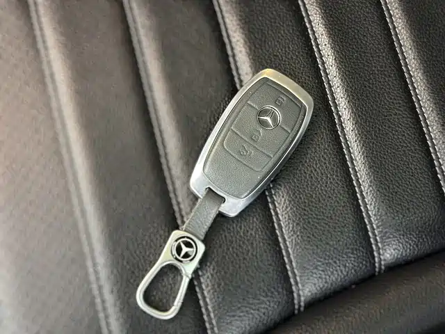 Mercedes-Benz C-Class 2020 — фото 16