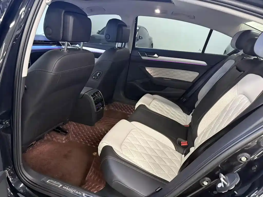 Volkswagen Magotan 2023