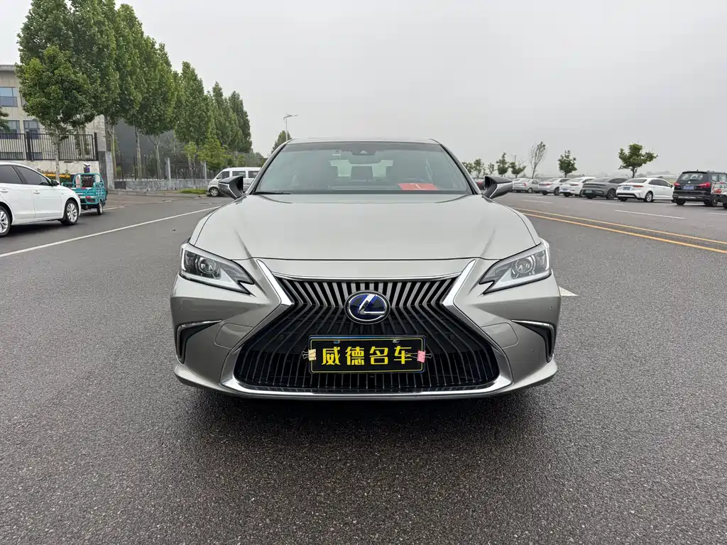 Lexus ES 2021 — фото 2