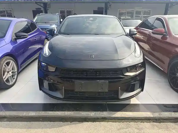 Lynk & Co 03 2022