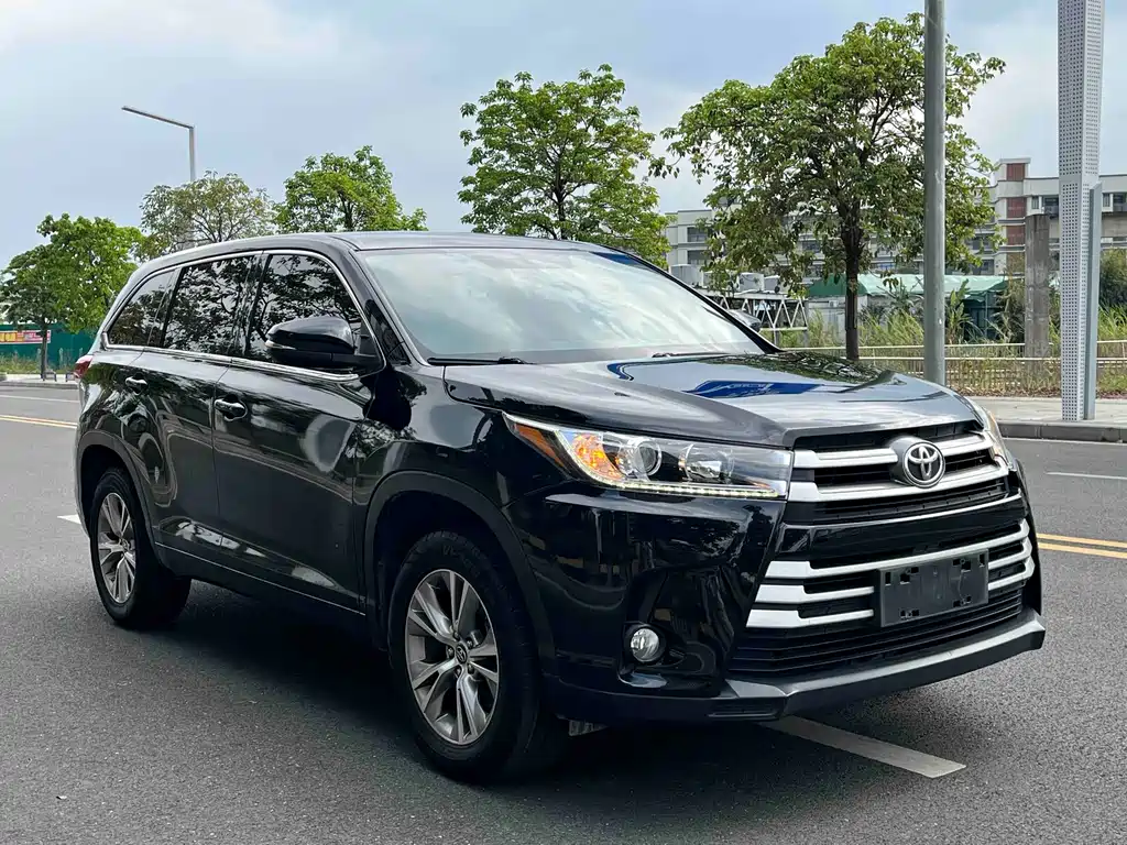 Toyota Highlander 2019 — фото 3