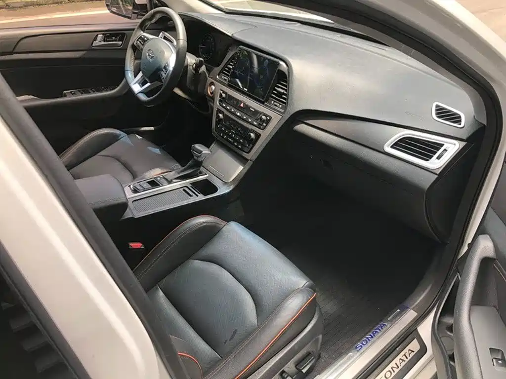 Hyundai Sonata 2015 — фото 8
