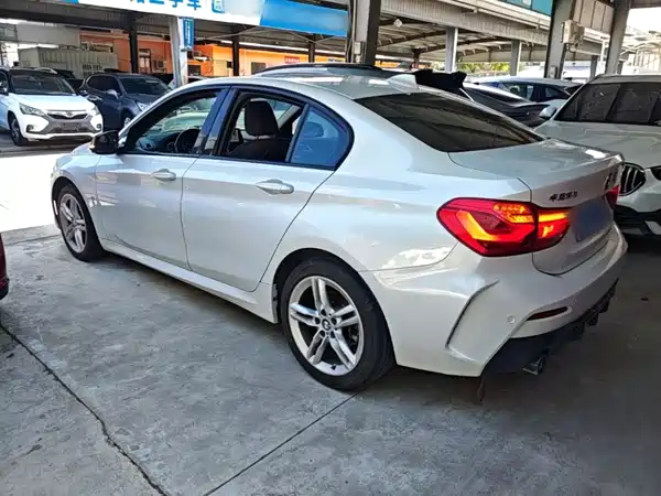 BMW 1 Series 2022