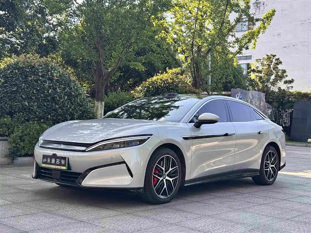 BYD Han L 2025 — фото 1