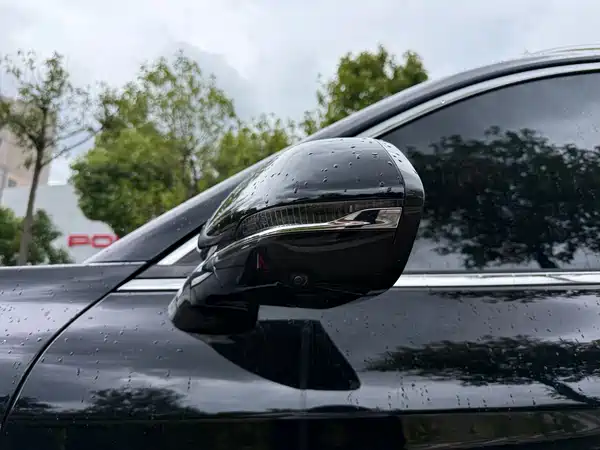 Hongqi HS5 2024