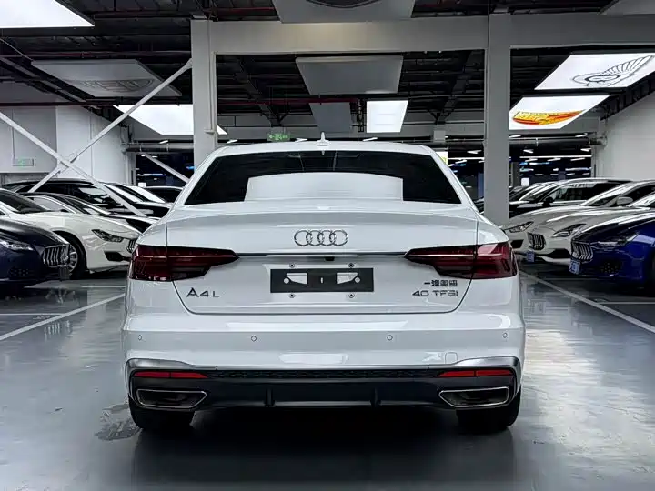 Audi A4L 2020 — фото 21