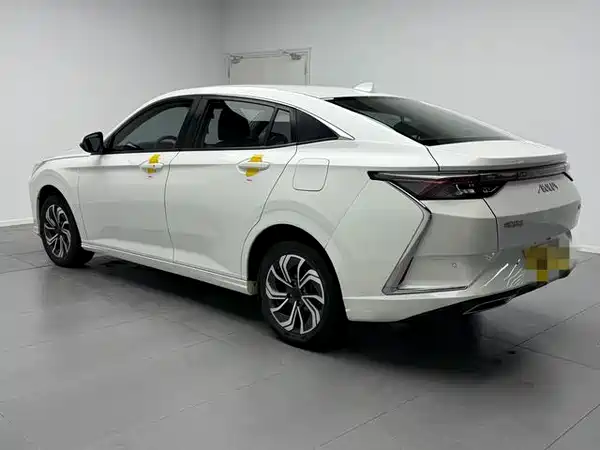 Dongfeng Yixuan 2022