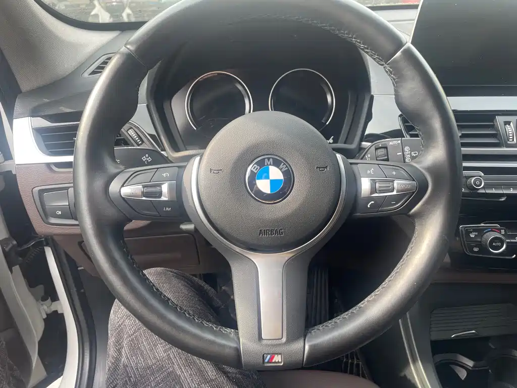 BMW X1 2022 — фото 17