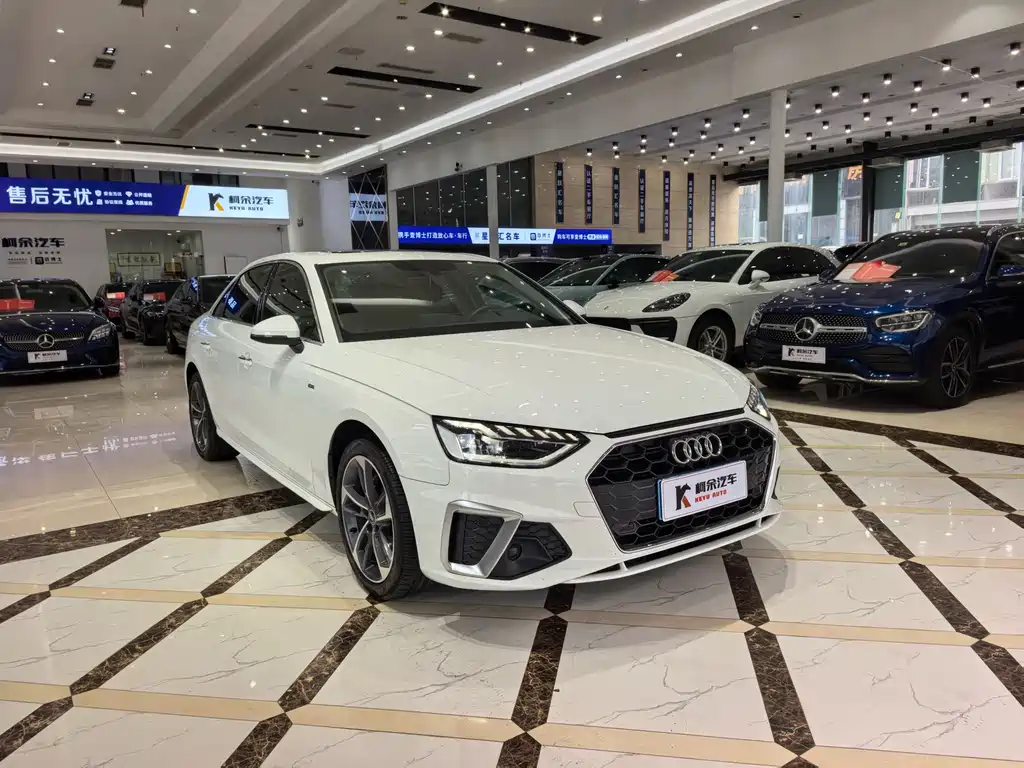 Audi A4L 2025