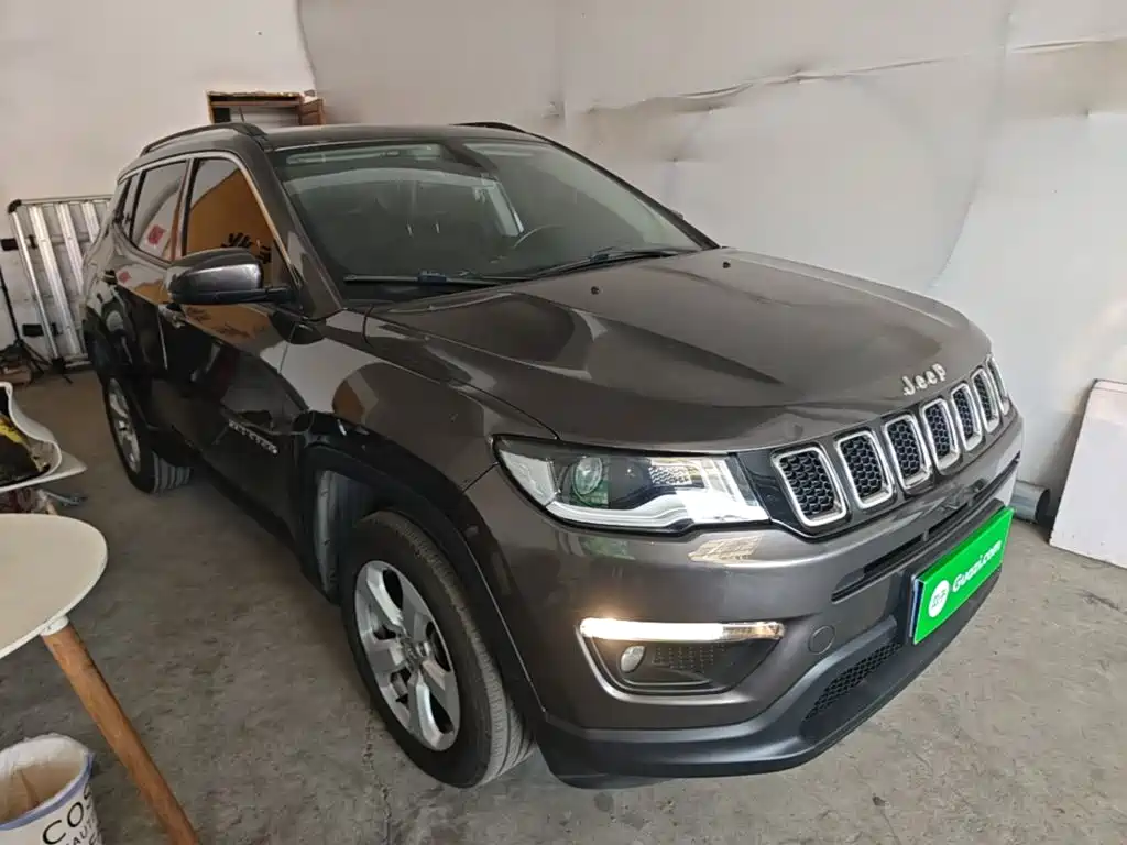 Jeep Compass 2017 — фото 4