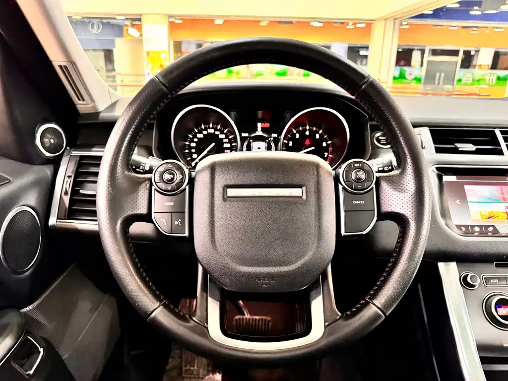 Land Rover Range Rover Sport 2017 — фото 18