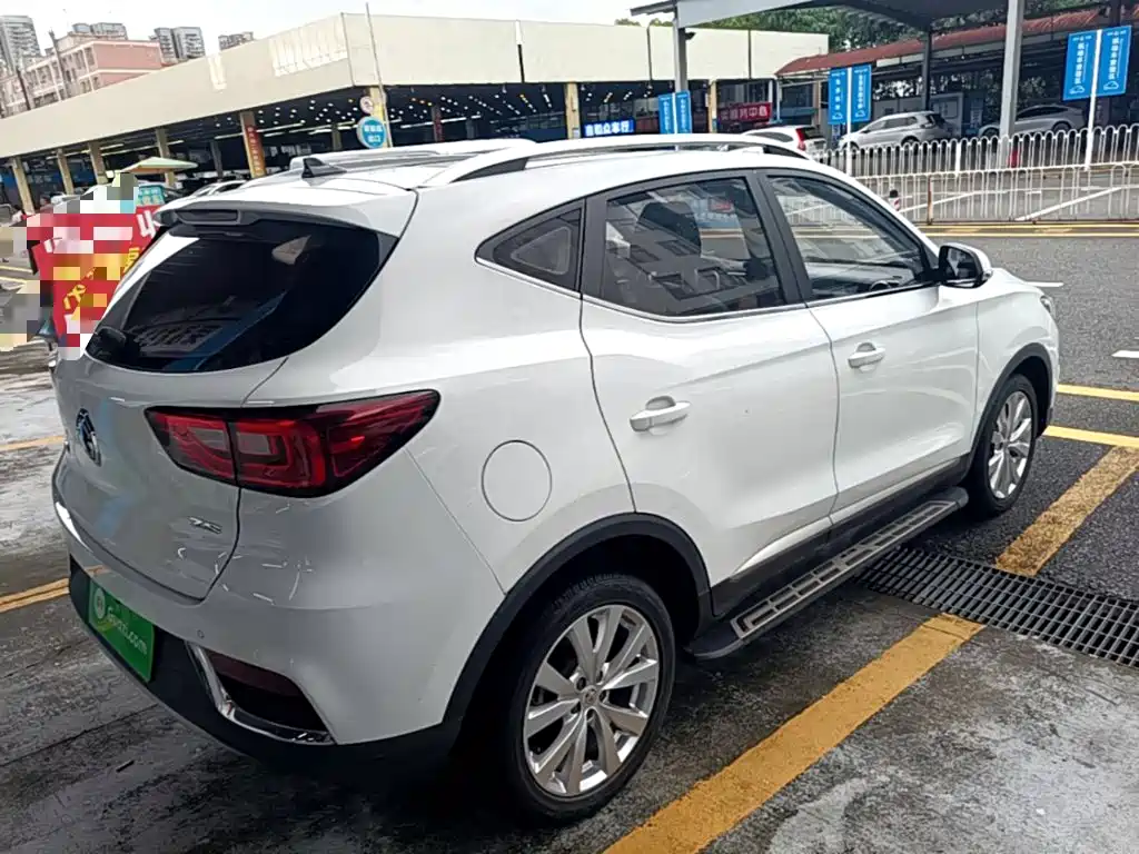 MG ZS 2017