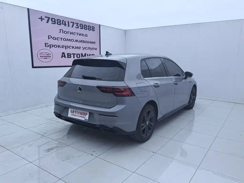 Volkswagen Golf 2023