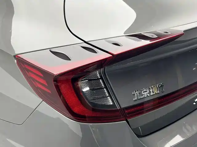 Hyundai Sonata 2021 — фото 18