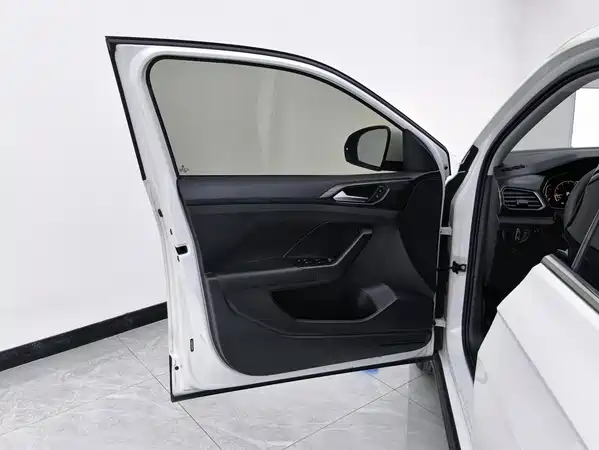 Volkswagen Tacqua 2020