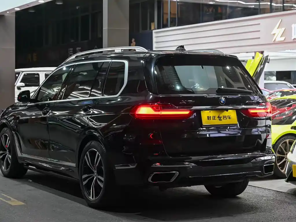 BMW X7 2022 — фото 4