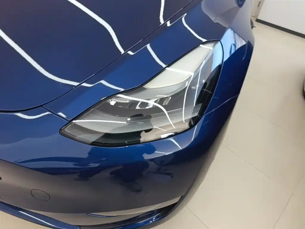 Tesla Model Y 2021 — фото 18