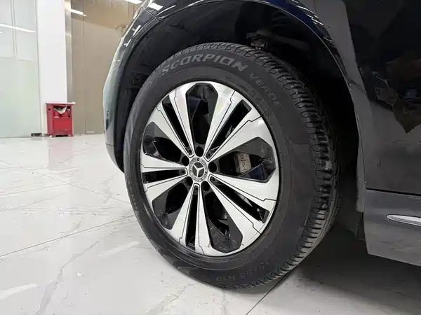 Mercedes-Benz EQC 2022