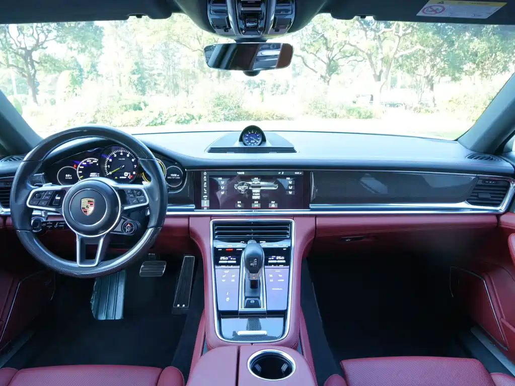 Porsche Panamera Hybrid 2020 — фото 11