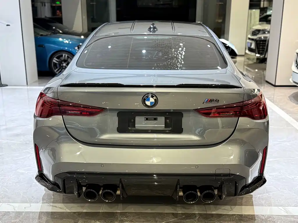BMW M4 2025 — фото 5