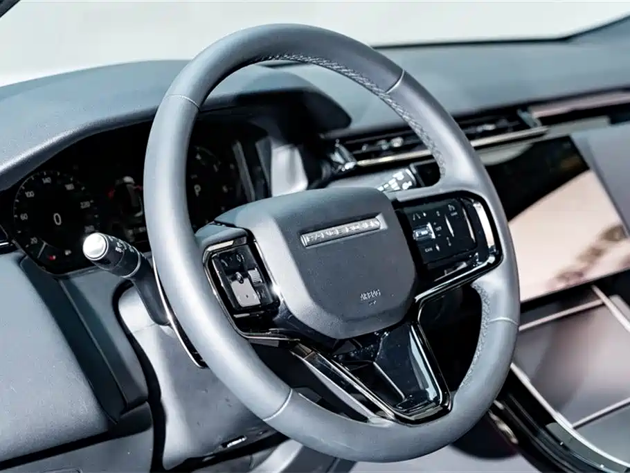 Land Rover Velar 2024 — фото 11