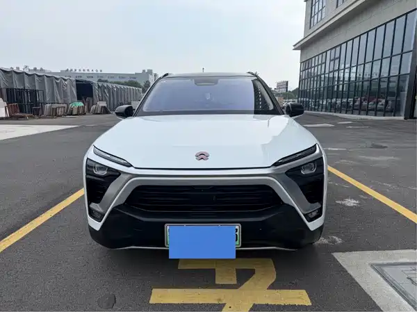 NIO ES8 2019