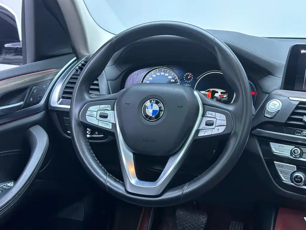 BMW X3 2019 — фото 13