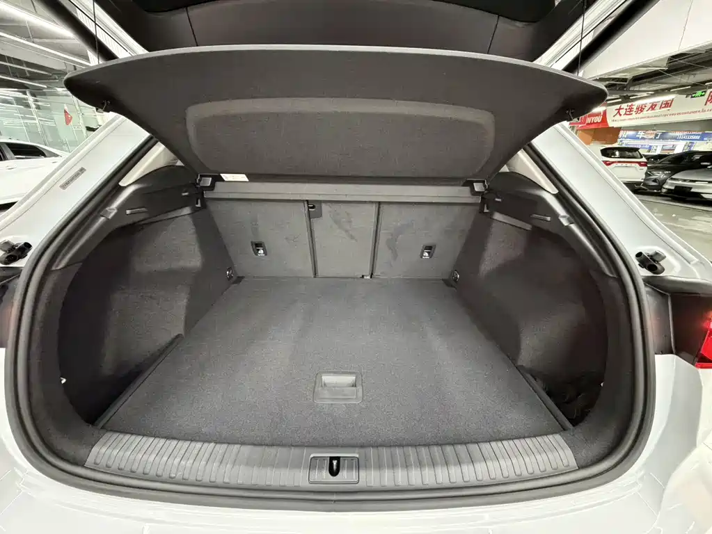 Audi Q3 2022 — фото 13