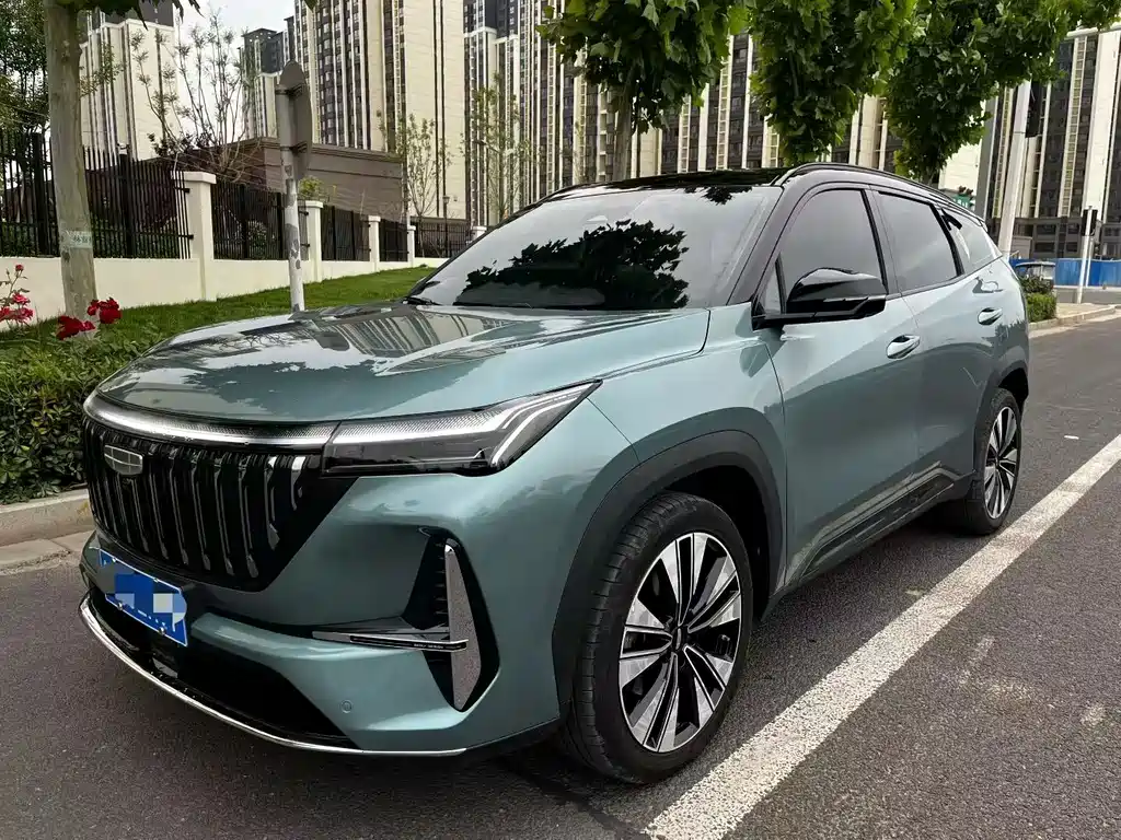 Geely Boyue L 2025 — фото 1