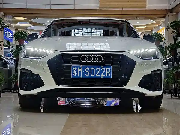 Audi A4L 2025