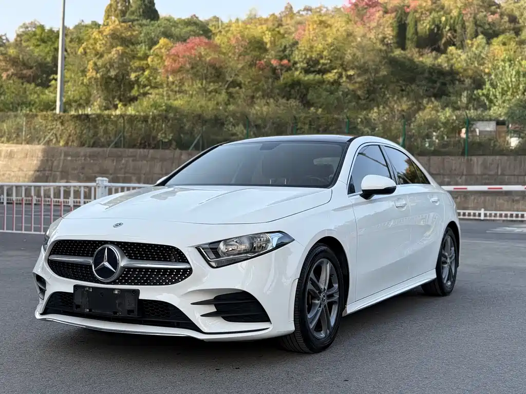 Mercedes-Benz A-Class 2021 — фото 1