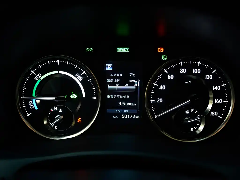 Lexus LM 2021 — фото 11