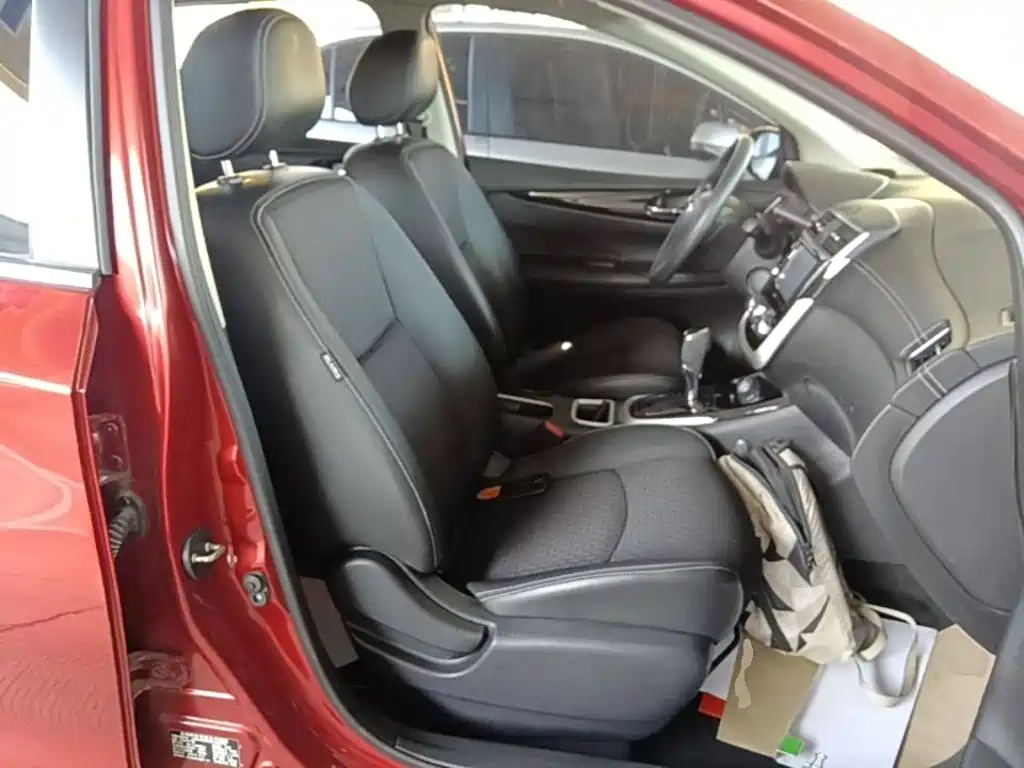 Nissan Tiida 2018 — фото 25