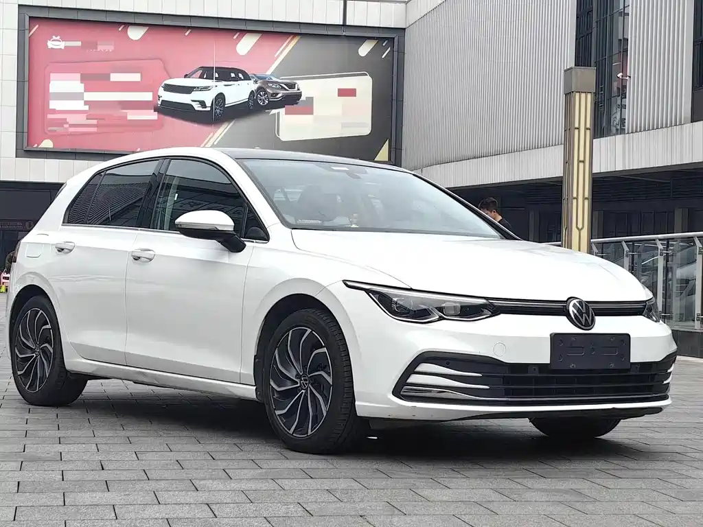 Volkswagen Golf 2021