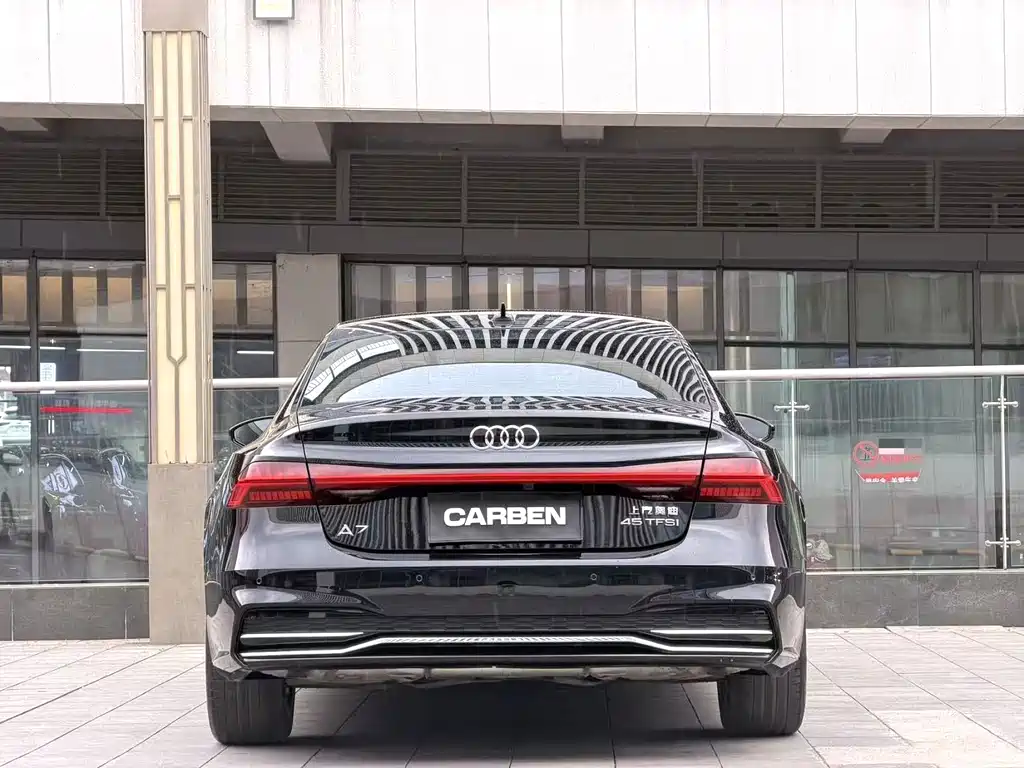 Audi A7L 2024 — фото 12