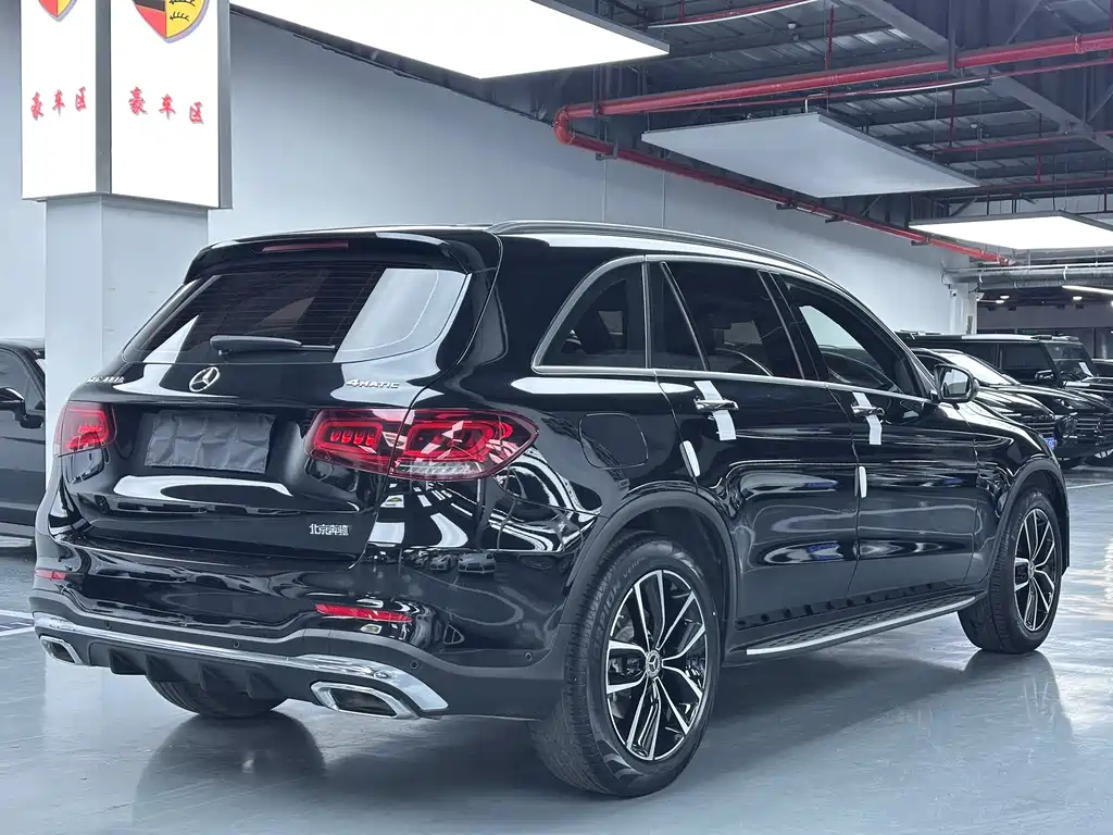 Mercedes-Benz GLC 2021 — фото 18