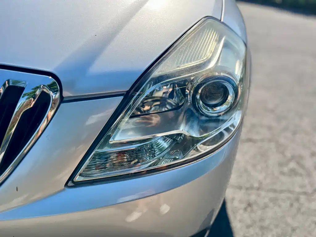 Buick Excelle 2014 — фото 25