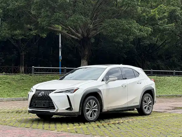 Lexus UX New Energy 2023