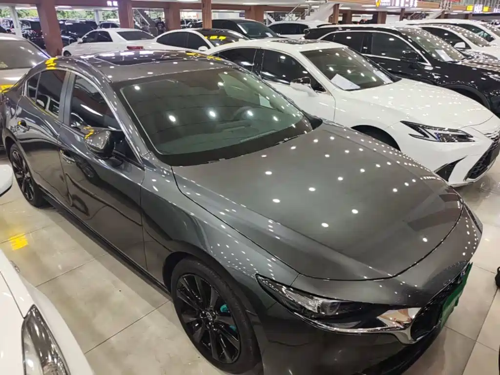 Mazda 3 Axela 2026