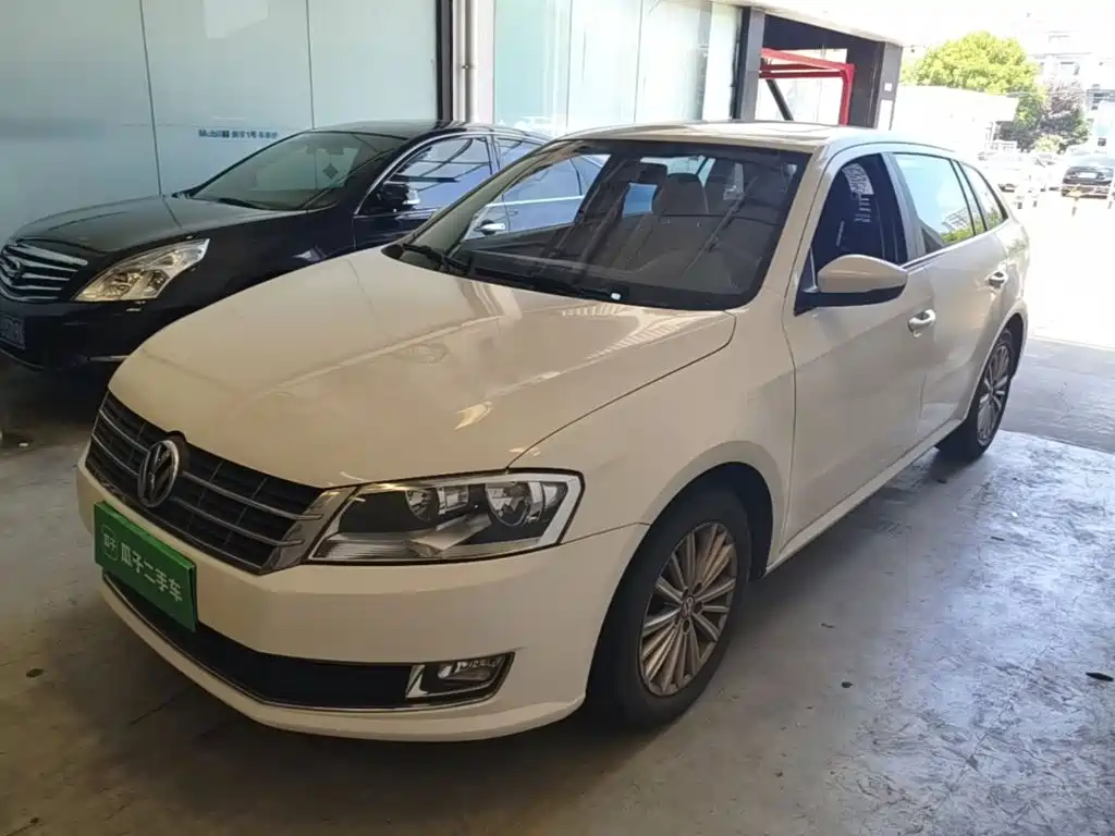 Volkswagen Gran Lavida 2015