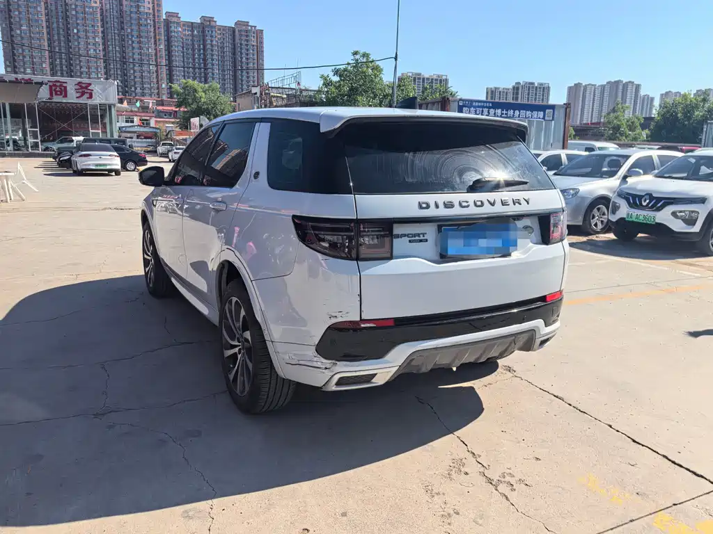 Land Rover Discovery Sport 2021 — фото 10